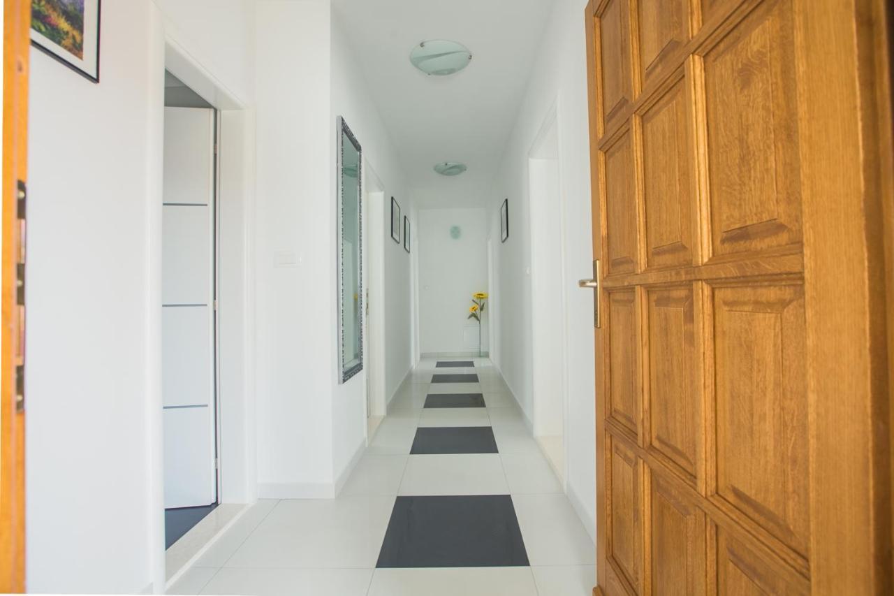 Lotus Apartman Split Exterior foto